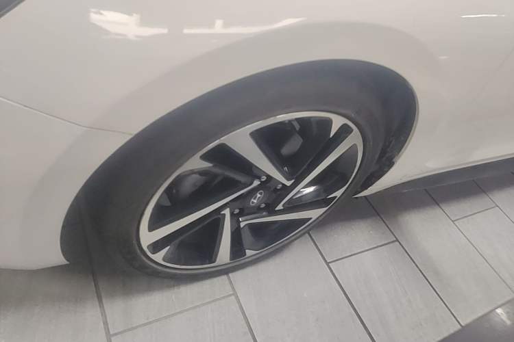 Used Hyundai Lafesta 2019 280TGDi Smart Edition China VI Standard Left Front Wheel Hub