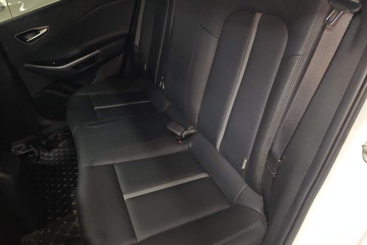 Used Hyundai Lafesta 2019 280TGDi Sport Edition China VI Left Rear Seat