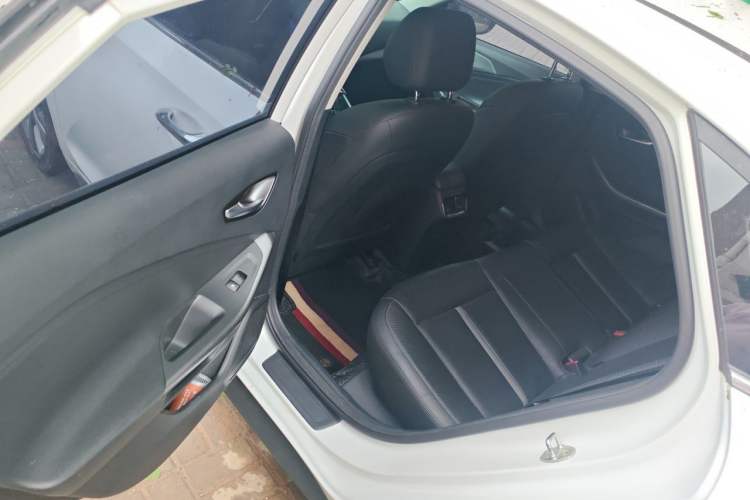 Used Hyundai Lafesta 2019 280TGDi Smart Speed Version China VI Standard Left Rear Seat