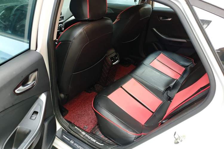 Used Hyundai Lafesta 2019 280TGDi Smart Speed Version China VI Standard Left Rear Seat