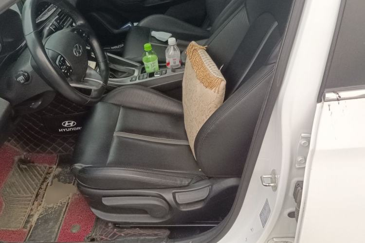 Used Hyundai Lafesta 2019 280TGDi Sport Edition China VI Left Rear Seat