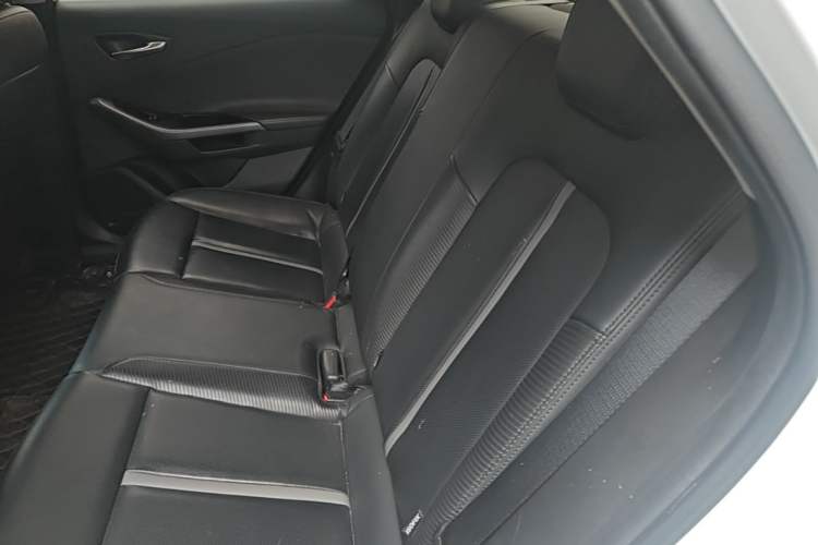 Used Hyundai Lafesta 2019 280TGDi Sport Edition China VI Left Rear Seat