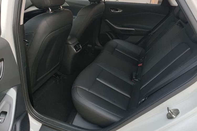 Used Hyundai Lafesta 2019 280TGDi Smart Speed Version China V Standard Left Rear Seat