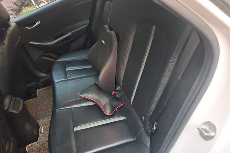 Used Hyundai Lafesta 2019 280TGDi Sport Edition China VI Left Rear Seat