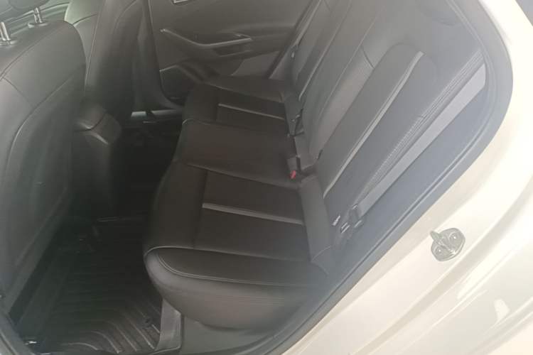 Used Hyundai Lafesta 2019 280TGDi Sport Edition China VI Left Rear Seat