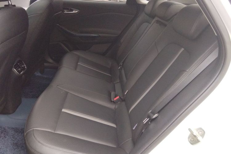 Used Hyundai Lafesta 2019 280TGDi Smart Speed Version China VI Standard Left Rear Seat