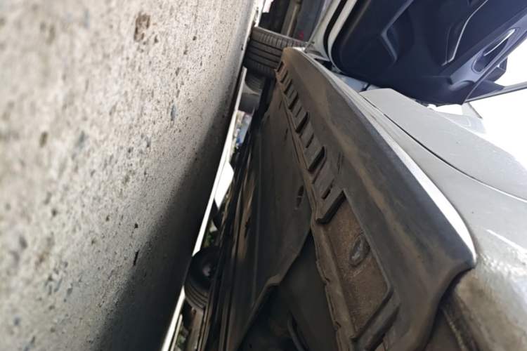 Used Hyundai Lafesta 2019 280TGDi Sport Edition China VI Left Side Sill