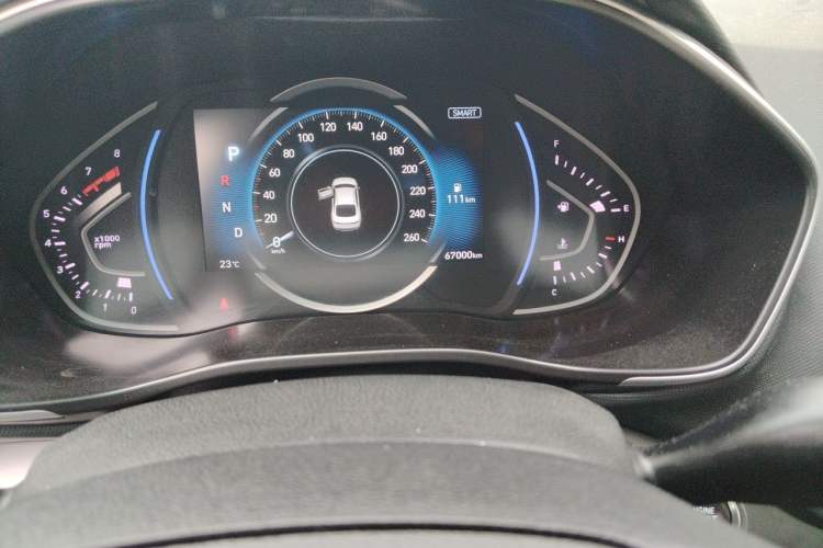 Used Hyundai Lafesta 2019 280TGDi Sport Edition China VI Odometer Close Up