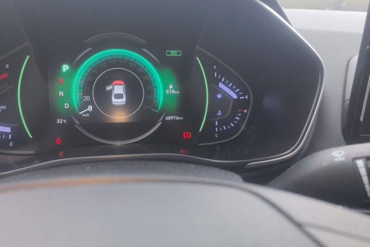 Used Hyundai Lafesta 2019 280TGDi Sport Edition China VI Odometer Close Up