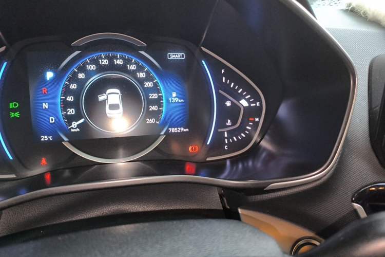 Used Hyundai Lafesta 2019 280TGDi Sport Edition China VI Odometer Close Up