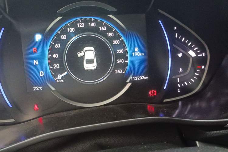 Used Hyundai Lafesta 2019 280TGDi Sport Edition China VI Odometer Close Up