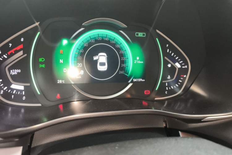 Used Hyundai Lafesta 2019 280TGDi Sport Edition China VI Odometer Close Up