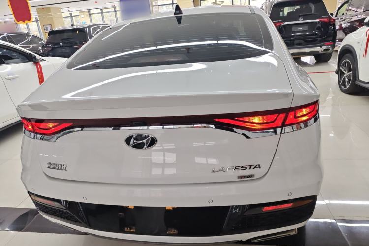 Used Hyundai Lafesta 2019 280TGDi Sport Edition China VI Rear