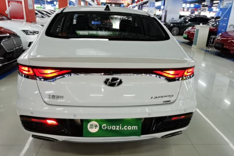 Used Hyundai Lafesta 2019 280TGDi Sport Edition China VI Rear