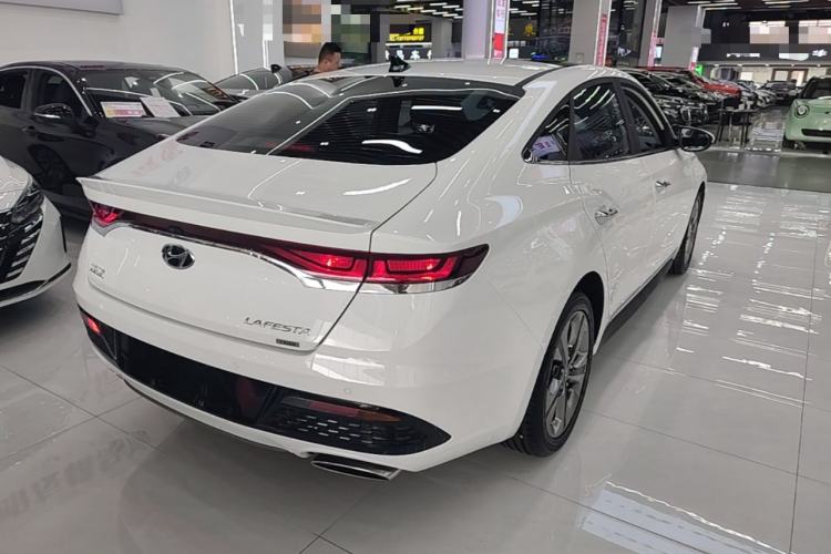 Used Hyundai Lafesta 2019 280TGDi Sport Edition China VI Rear Right 45 Deg