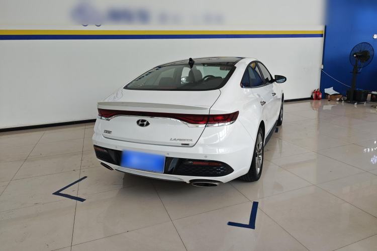 Used Hyundai Lafesta 2019 280TGDi Sport Edition China VI Rear Right 45 Deg