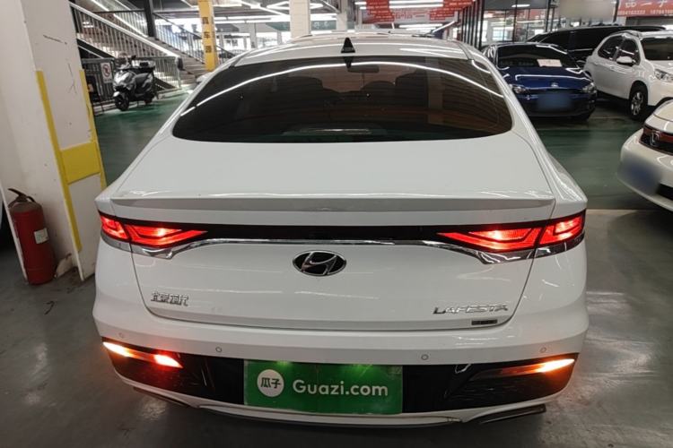 Used Hyundai Lafesta 2019 280TGDi Sport Edition China VI Rear