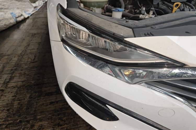 Used Hyundai Lafesta 2019 280TGDi Sport Edition China VI Right Front Headlight