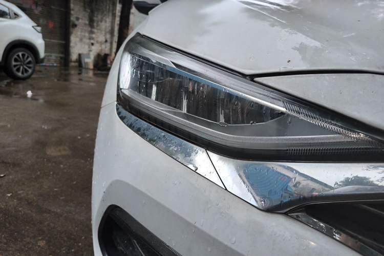 Used Hyundai Lafesta 2019 280TGDi Sport Edition China VI Right Front Headlight