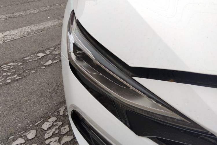 Used Hyundai Lafesta 2019 280TGDi Smart Speed Version China VI Standard Right Front Headlight