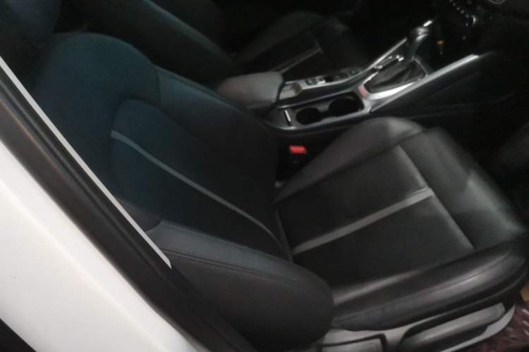 Used Hyundai Lafesta 2019 280TGDi Sport Edition China VI Right Front Seat