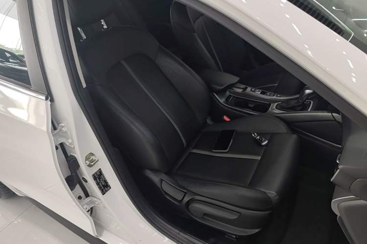 Used Hyundai Lafesta 2019 280TGDi Sport Edition China VI Right Front Seat
