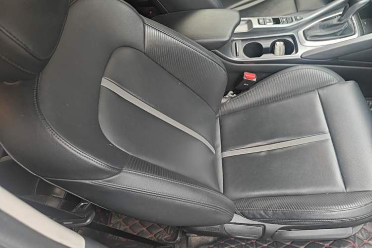 Used Hyundai Lafesta 2019 280TGDi Sport Edition China VI Right Front Seat