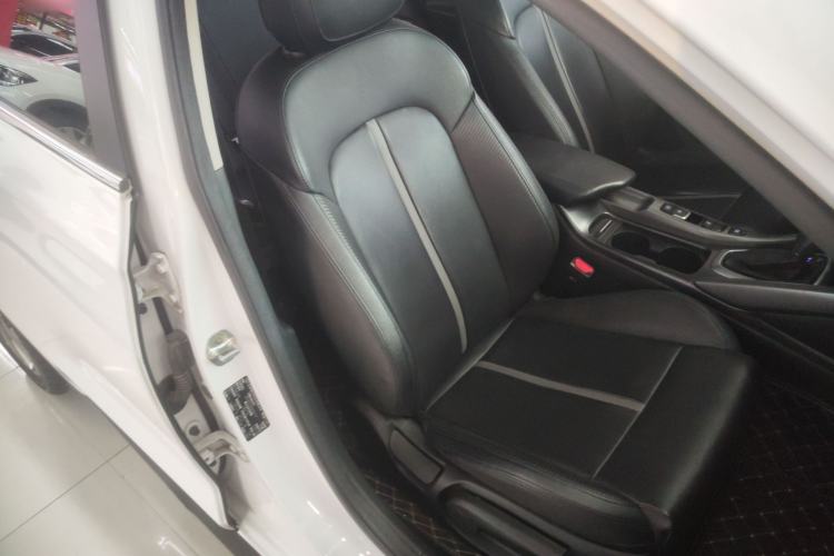 Used Hyundai Lafesta 2019 280TGDi Sport Edition China VI Right Front Seat