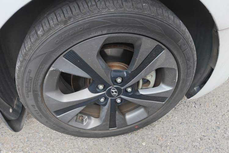 Used Hyundai Lafesta 2019 280TGDi Smart Speed Version China V Standard Right Front Wheel Hub