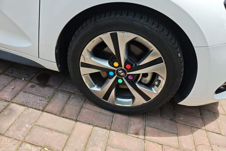 Used Hyundai Lafesta 2019 280TGDi Smart Speed Version China VI Standard Right Front Wheel Hub