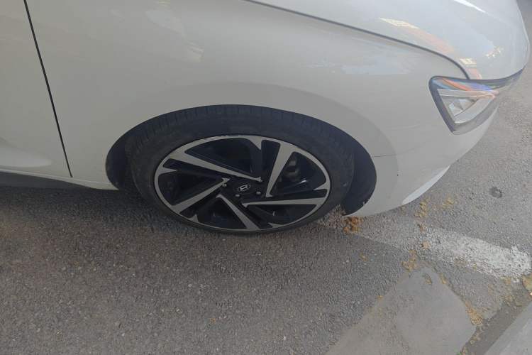 Used Hyundai Lafesta 2019 280TGDi Smart Speed Version China V Standard Right Front Wheel Hub