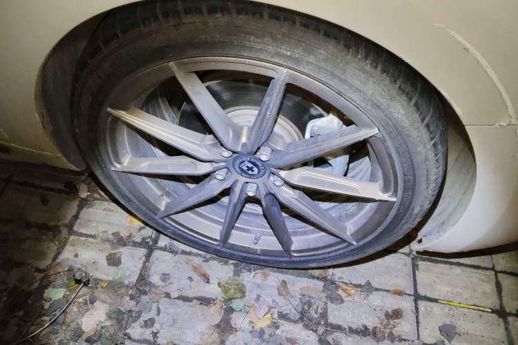 Used Hyundai Lafesta 2019 280TGDi Sport Edition China V Standard Right Front Wheel Hub