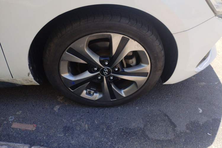 Used Hyundai Lafesta 2019 280TGDi Sport Edition China VI Right Front Wheel Hub