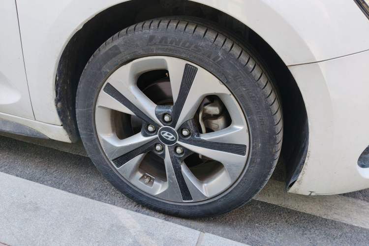 Used Hyundai Lafesta 2019 280TGDi Sport Edition China VI Right Front Wheel Hub