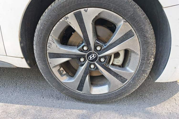 Used Hyundai Lafesta 2019 240TGDi Comfort Edition China VI Standard Right Front Wheel Hub