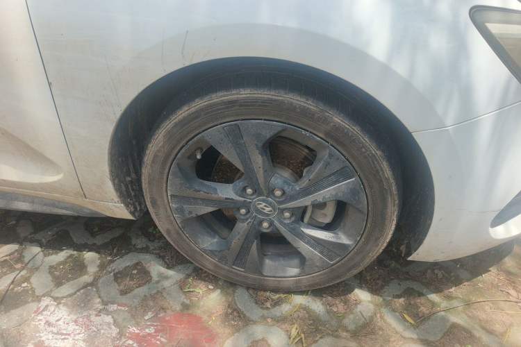 Used Hyundai Lafesta 2019 280TGDi Smart Speed Version China VI Standard Right Front Wheel Hub