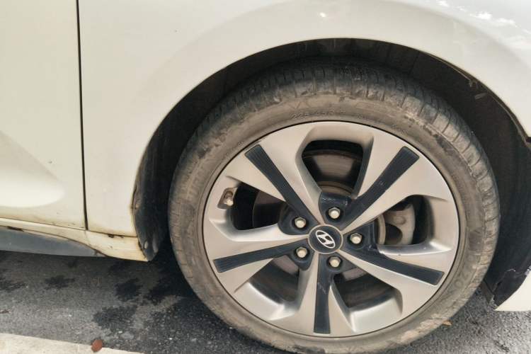 Used Hyundai Lafesta 2019 280TGDi Sport Edition China VI Right Front Wheel Hub