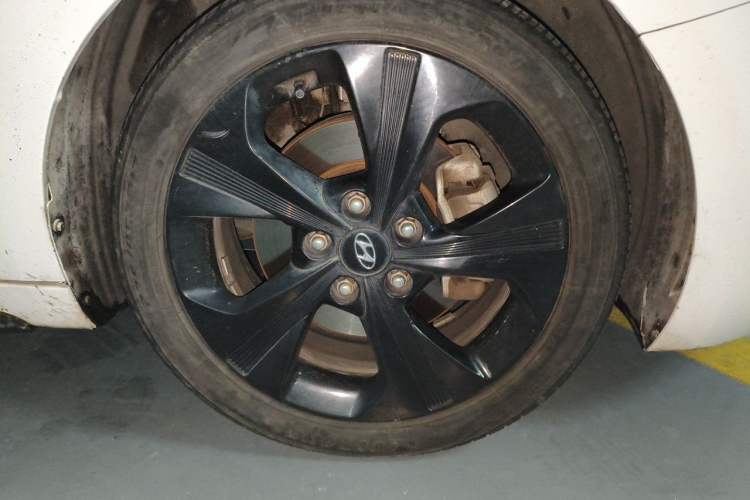 Used Hyundai Lafesta 2019 280TGDi Sport Edition China V Standard Right Front Wheel Hub