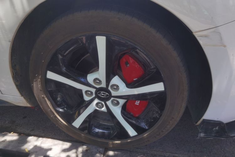 Used Hyundai Lafesta 2019 280TGDi Smart Speed Version China V Standard Right Front Wheel Hub