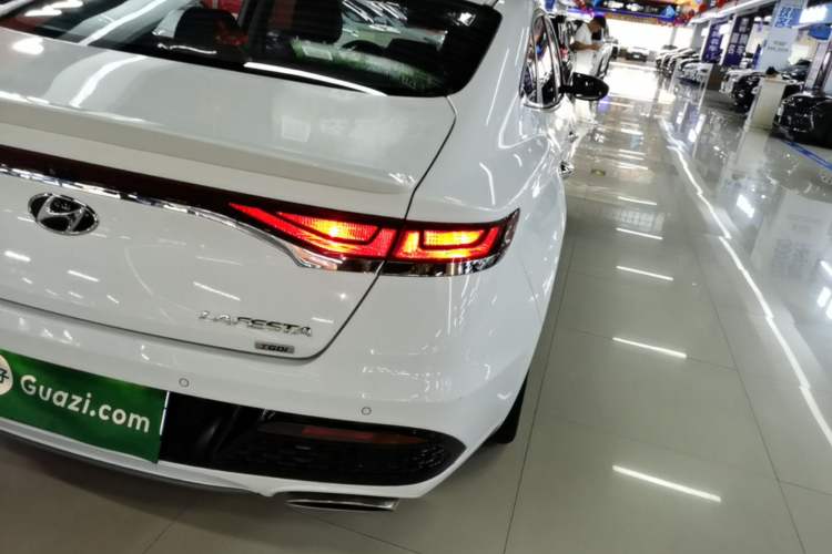 Used Hyundai Lafesta 2019 280TGDi Sport Edition China VI Right Rear Taillight