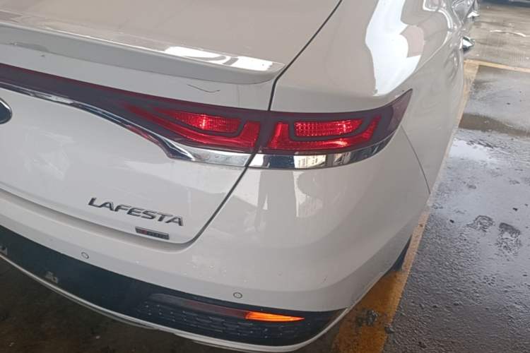 Used Hyundai Lafesta 2019 280TGDi Sport Edition China VI Right Rear Taillight