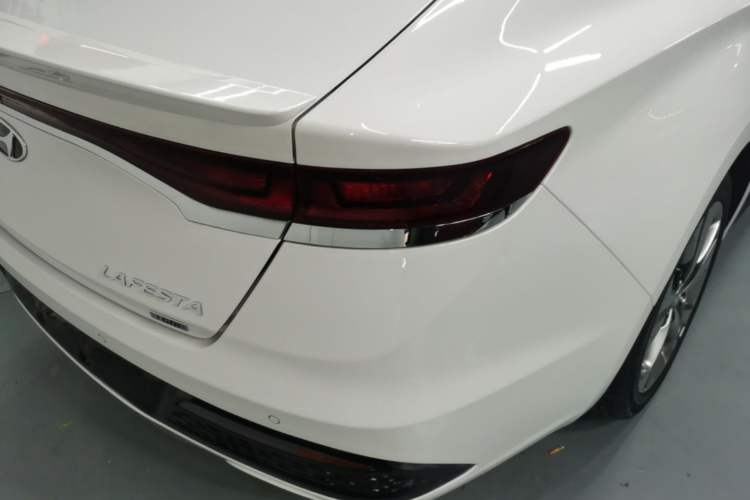 Used Hyundai Lafesta 2019 280TGDi Sport Edition China VI Right Rear Taillight