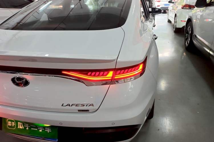 Used Hyundai Lafesta 2019 280TGDi Smart Speed Version China VI Standard Right Rear Taillight