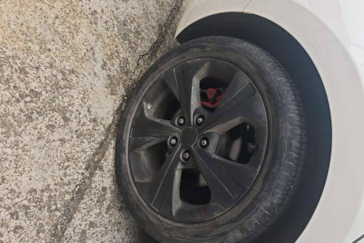 Used Hyundai Lafesta 2019 280TGDi Smart Speed Version China VI Standard Right Rear Wheel Hub