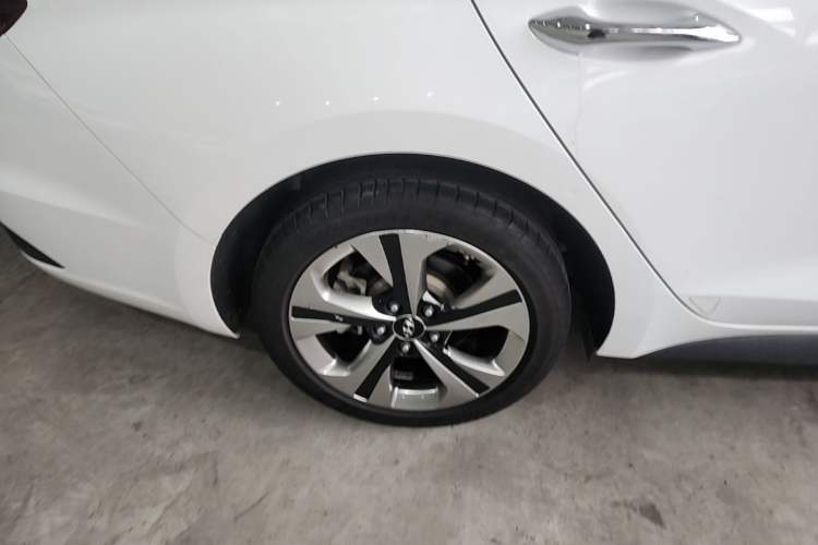 Used Hyundai Lafesta 2019 280TGDi Sport Edition China V Standard Right Rear Wheel Hub