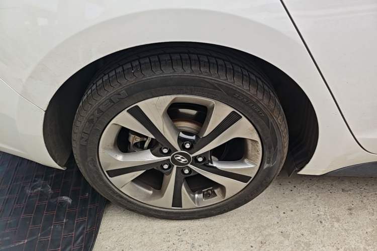 Used Hyundai Lafesta 2019 280TGDi Sport Edition China VI Right Rear Wheel Hub