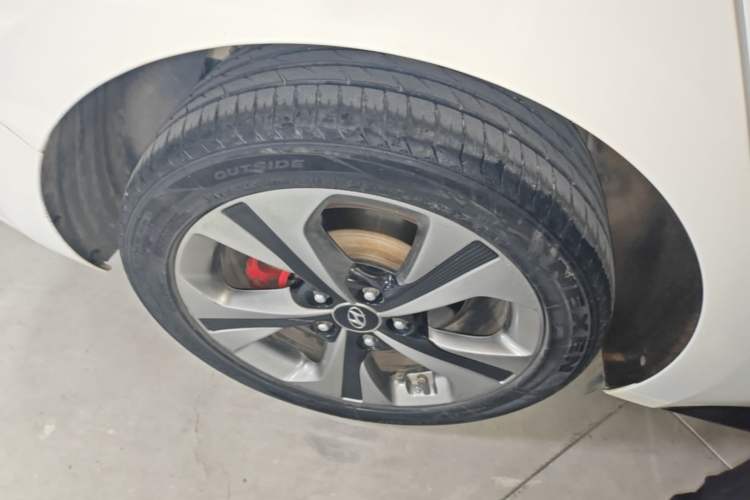 Used Hyundai Lafesta 2019 280TGDi Sport Edition China VI Right Rear Wheel Hub