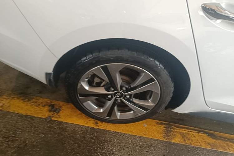 Used Hyundai Lafesta 2019 280TGDi Sport Edition China VI Right Rear Wheel Hub