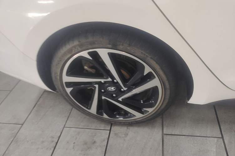 Used Hyundai Lafesta 2019 280TGDi Smart Edition China VI Standard Right Rear Wheel Hub