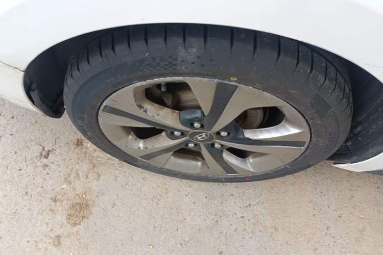 Used Hyundai Lafesta 2019 280TGDi Smart Speed Version China VI Standard Right Rear Wheel Hub